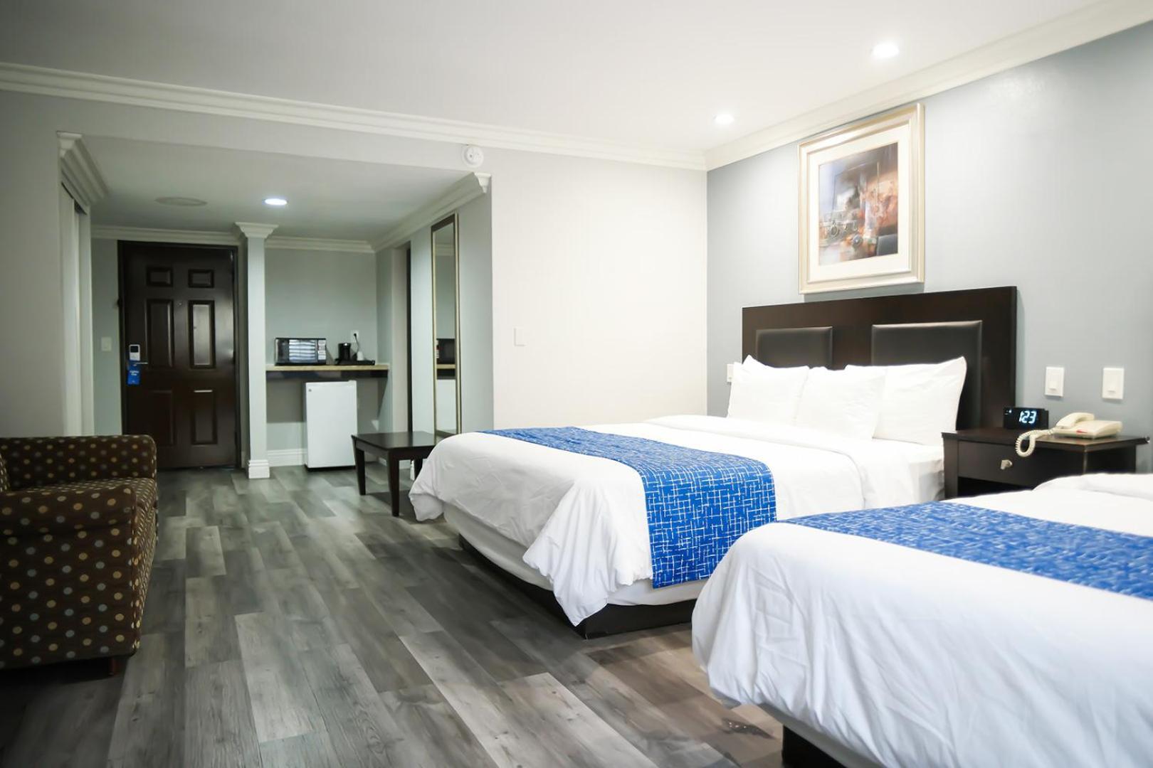 Days Inn By Wyndham Вест-Ковіна Екстер'єр фото